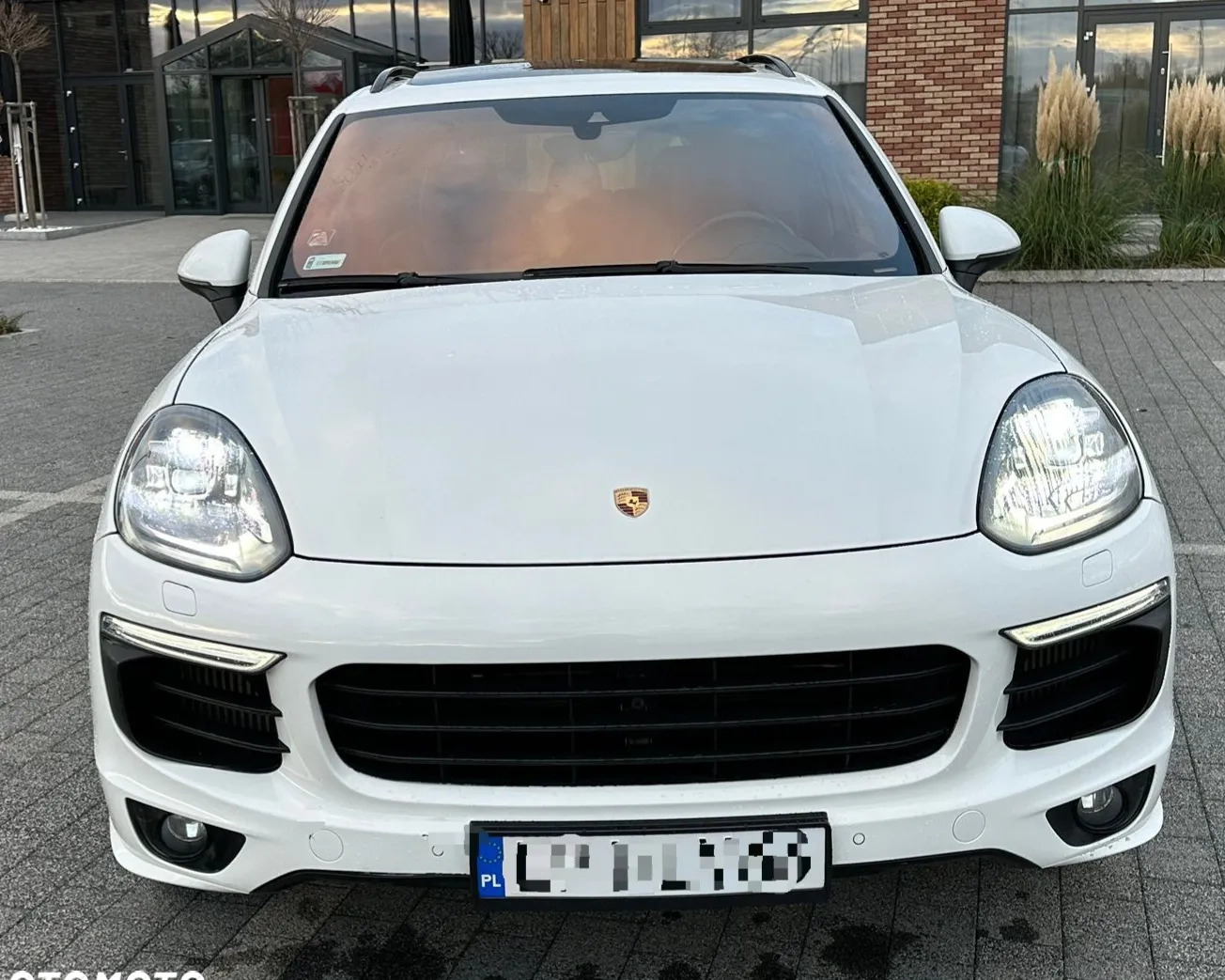 Porsche Cayenne cena 189000 przebieg: 269400, rok produkcji 2015 z Ostróda małe 121